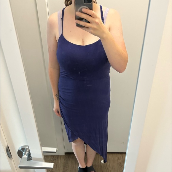 Le Chateau Women’s Asymmetrical Dress, Large. Adjustable Spaghetti Strap - Picture 3 of 4